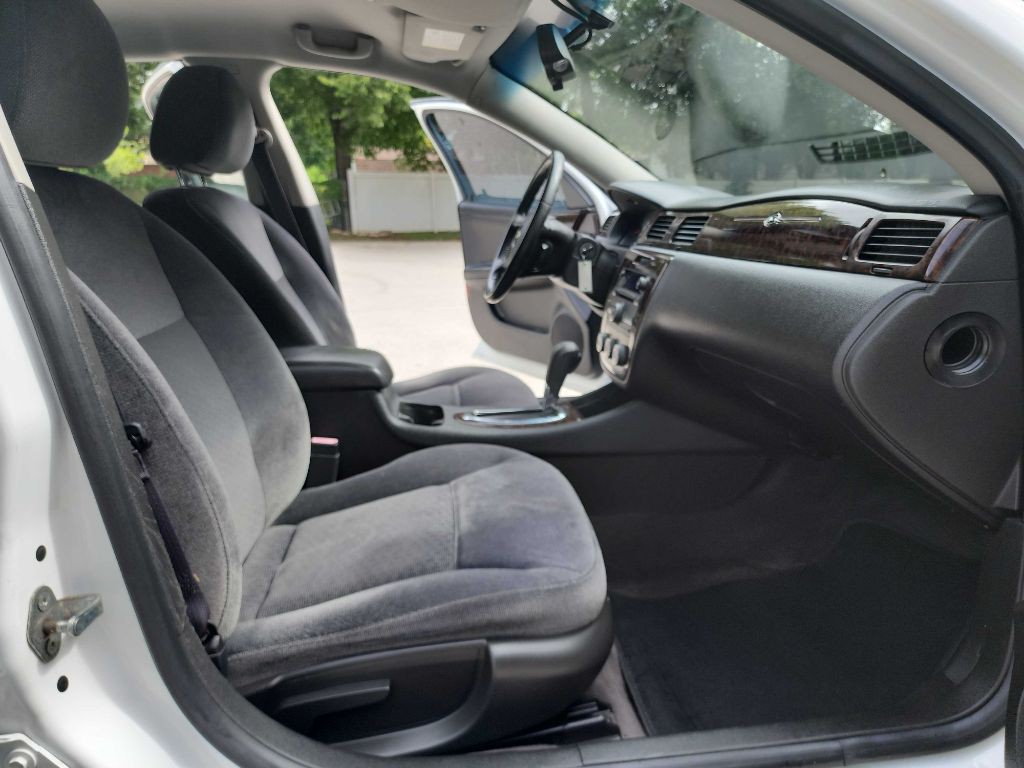 2014 Chevrolet Impala Image 26