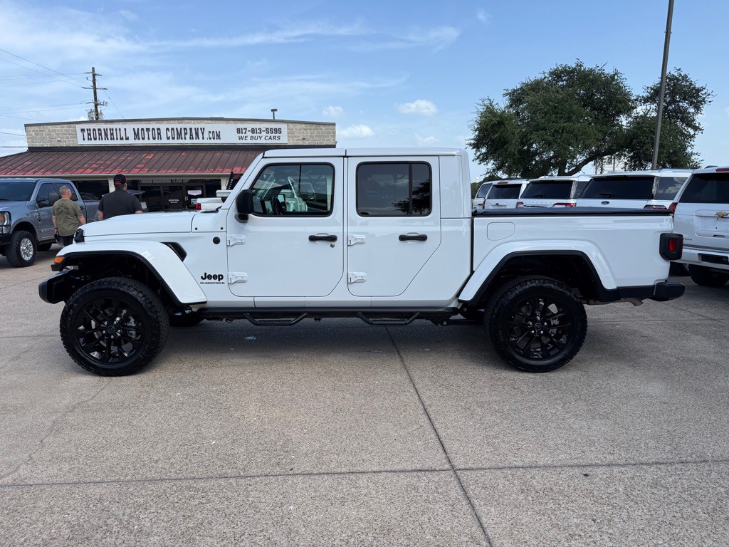 2025 Jeep Gladiator Image 4