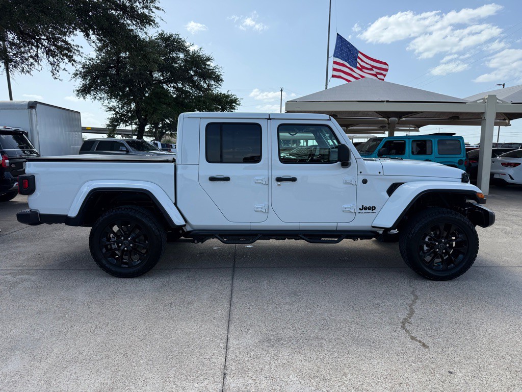 2025 Jeep Gladiator Image 8