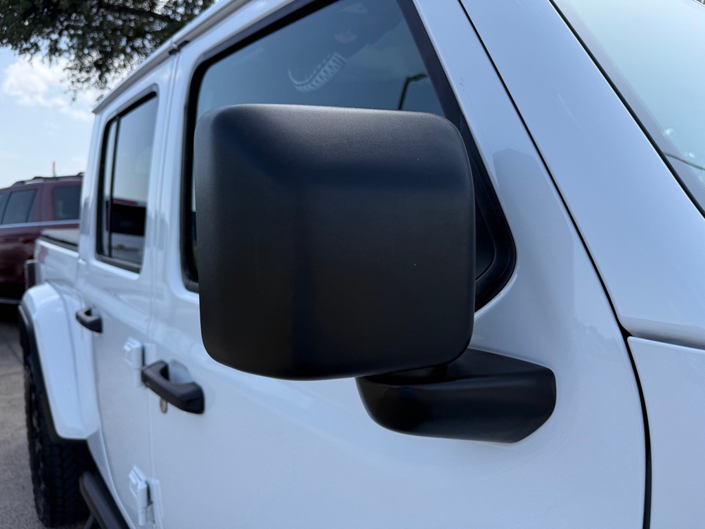 2025 Jeep Gladiator Image 11