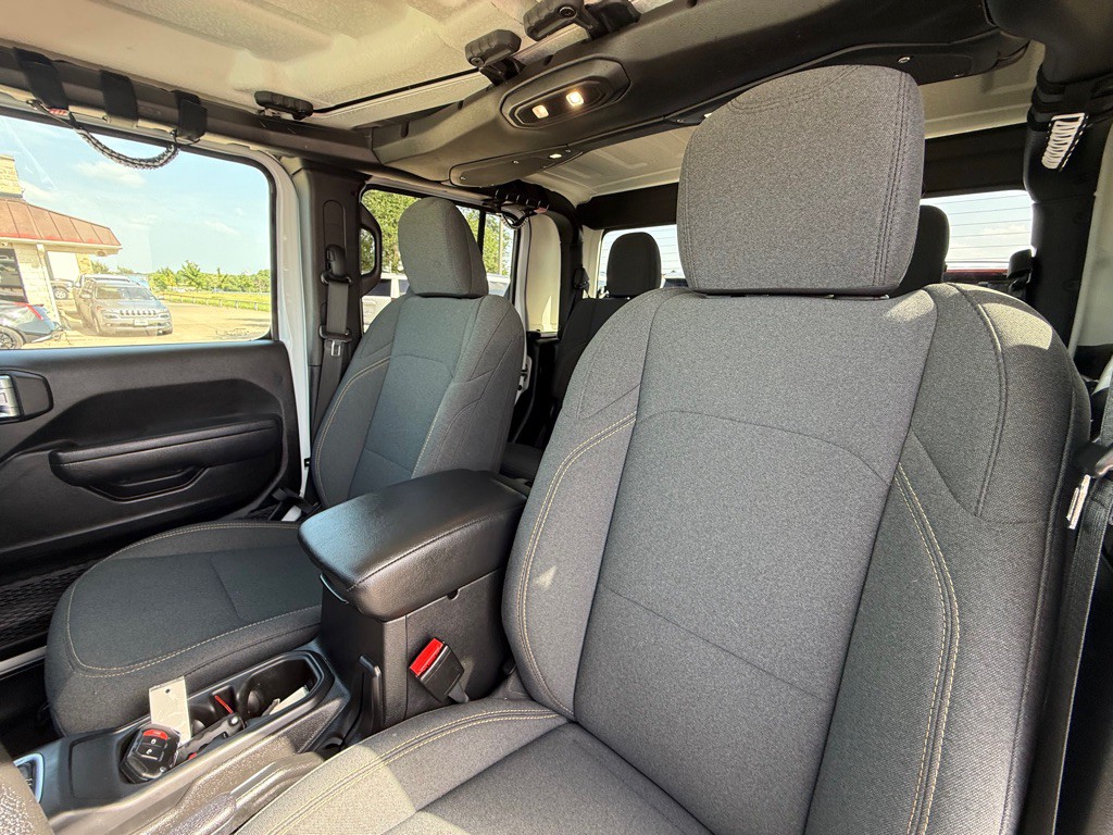 2025 Jeep Gladiator Image 20