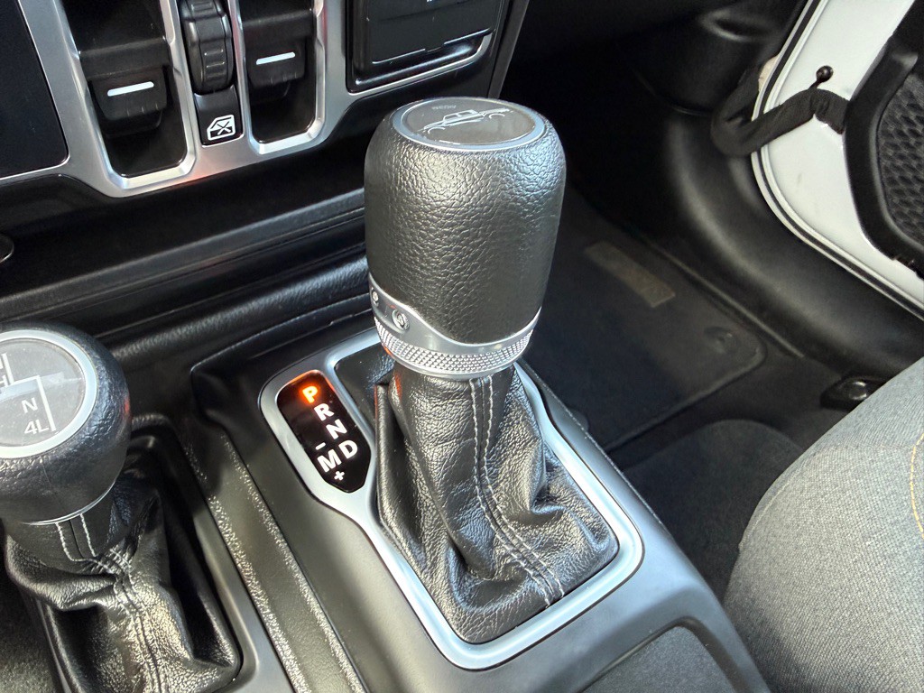 2025 Jeep Gladiator Image 32