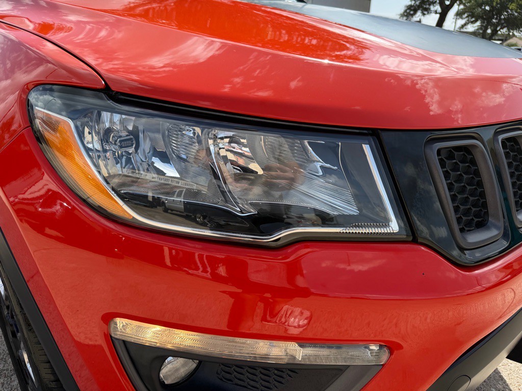 2017 Jeep Compass Image 12