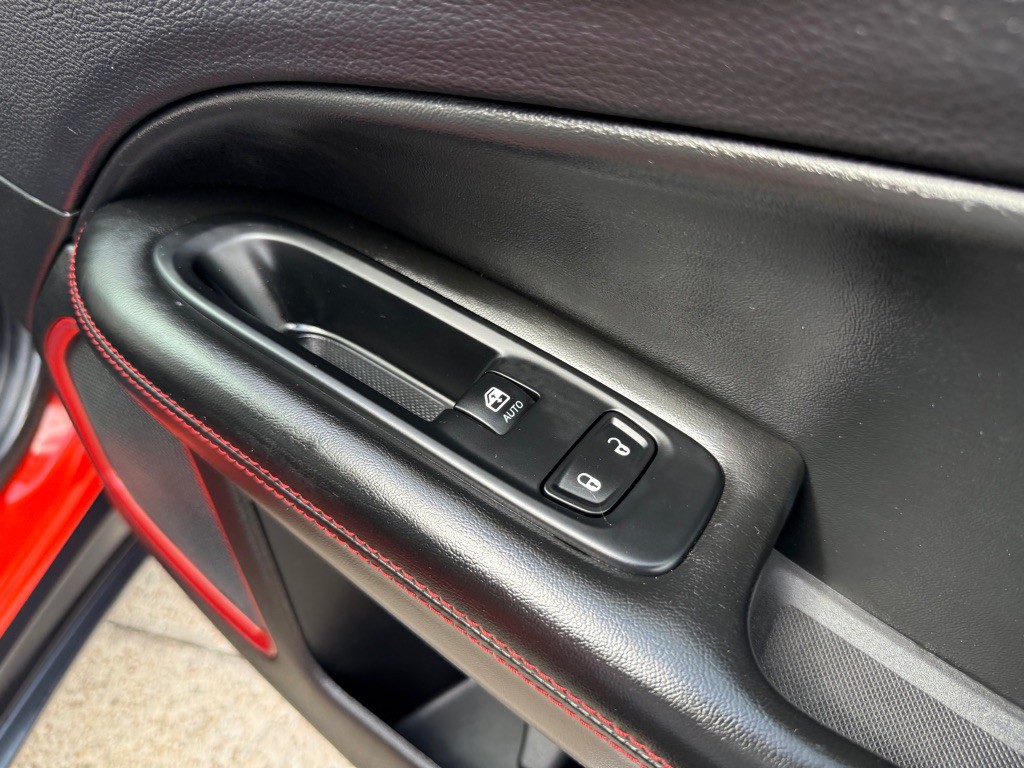 2017 Jeep Compass Image 25