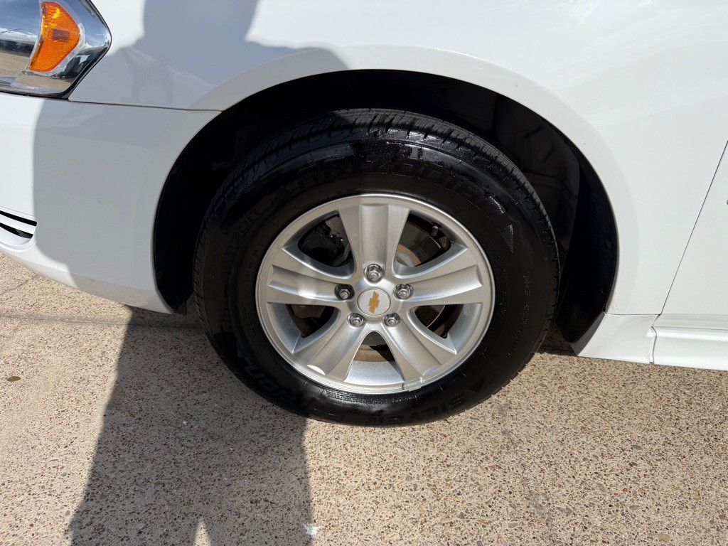 2014 Chevrolet Impala Image 10