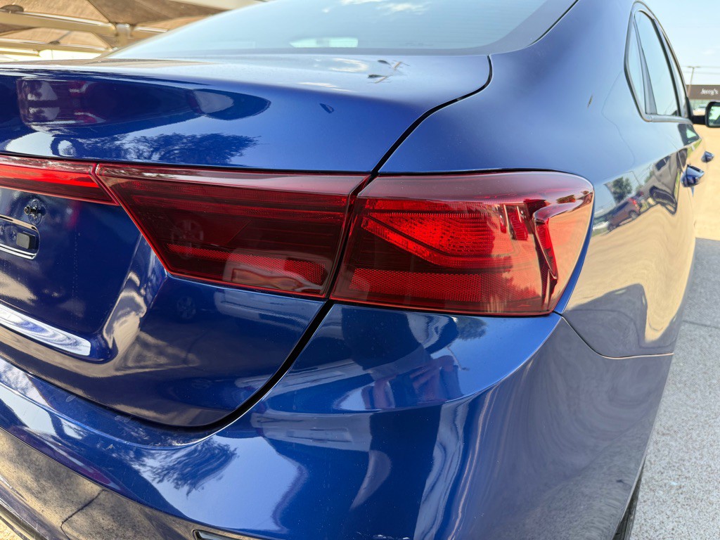 2021 Kia Forte Image 9