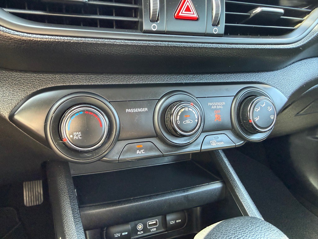 2021 Kia Forte Image 27