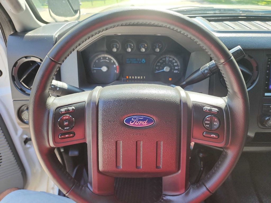 2013 Ford F-250 Image 21