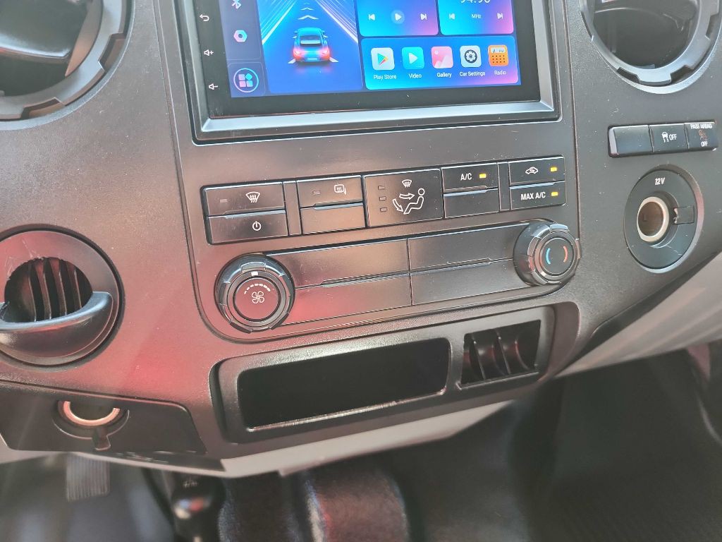 2013 Ford F-250 Image 27