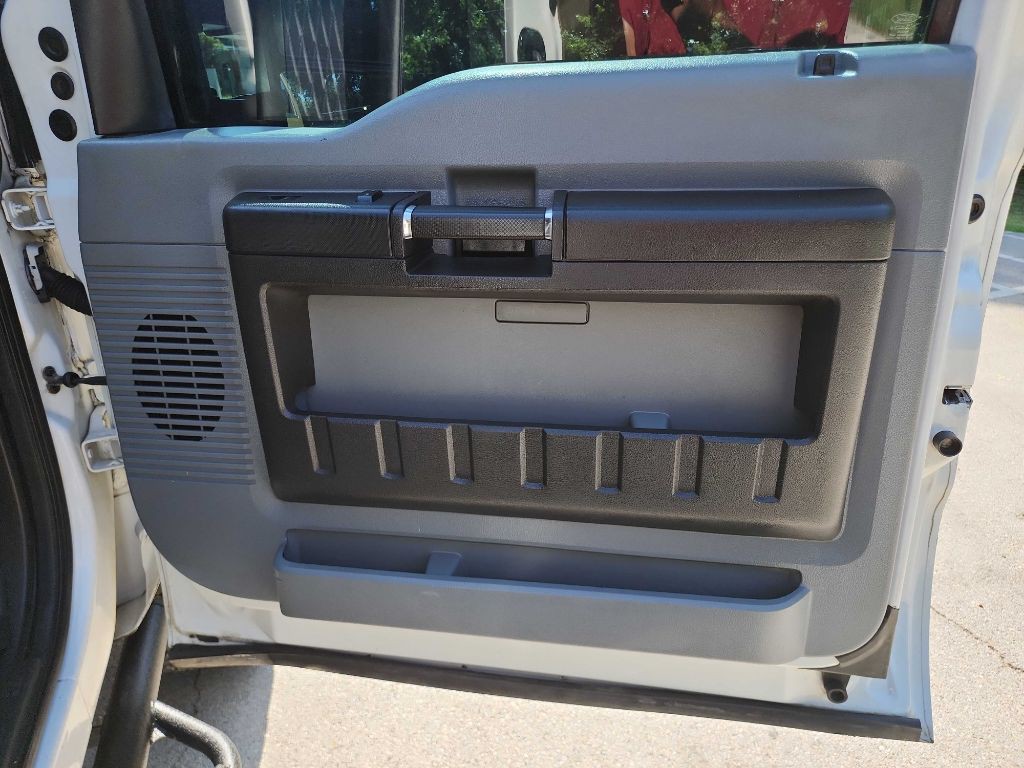 2013 Ford F-250 Image 34