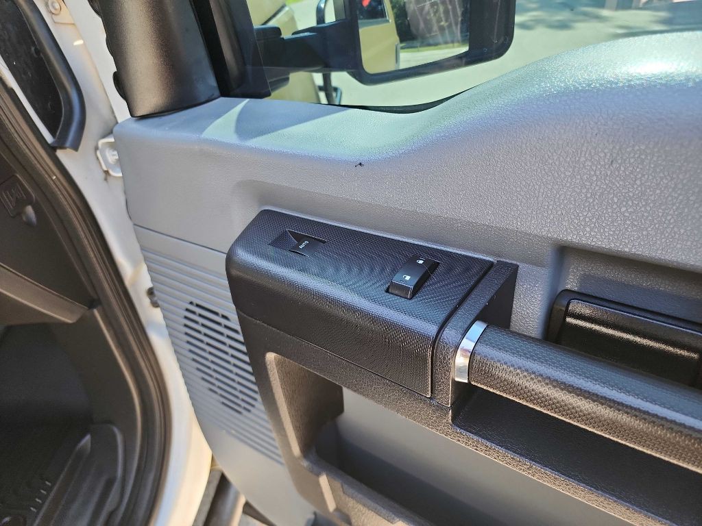 2013 Ford F-250 Image 36