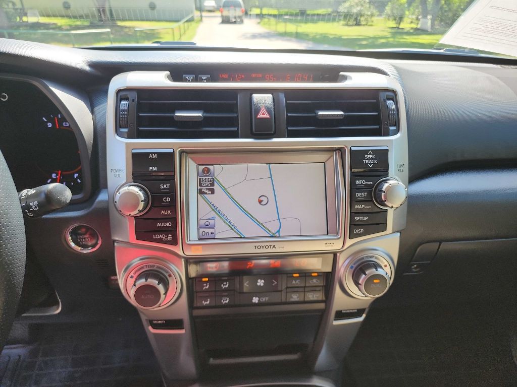 2011 Toyota 4Runner Image 21