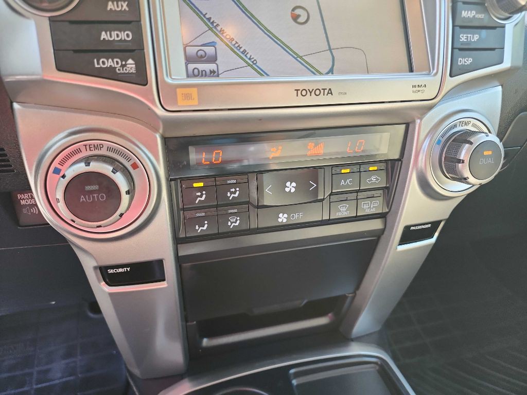 2011 Toyota 4Runner Image 26