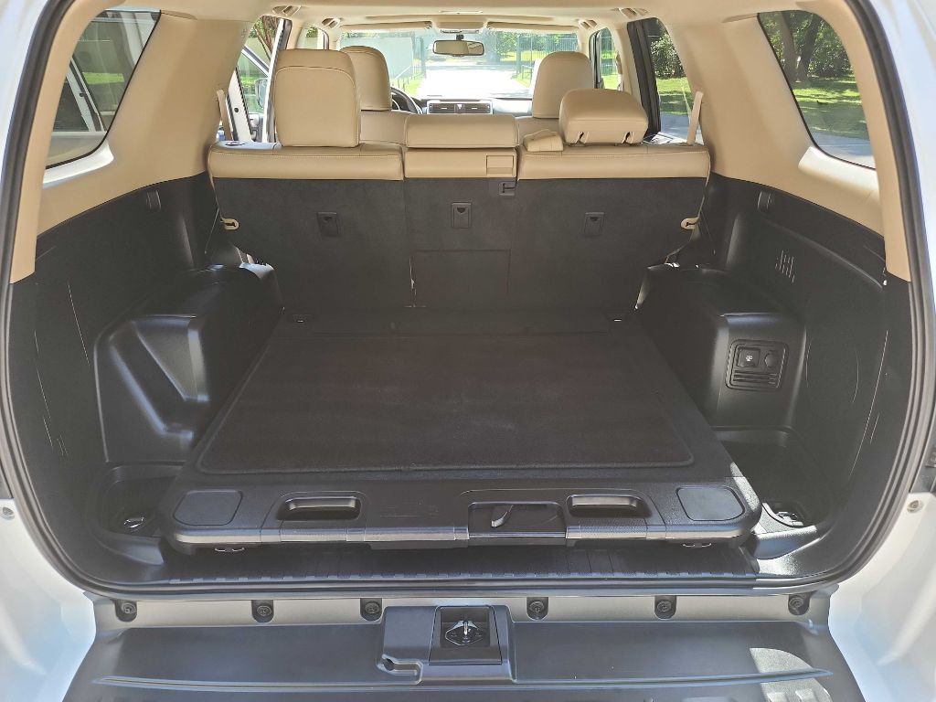 2011 Toyota 4Runner Image 36