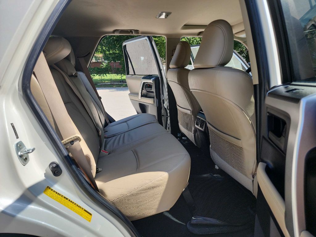 2011 Toyota 4Runner Image 39