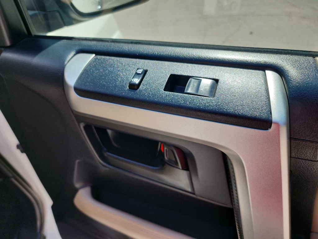 2011 Toyota 4Runner Image 41