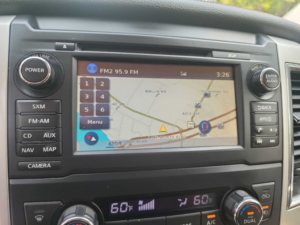 2016 Nissan Titan Image 24
