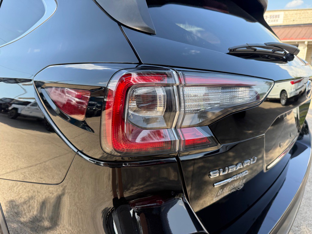 2022 Subaru Outback Image 9