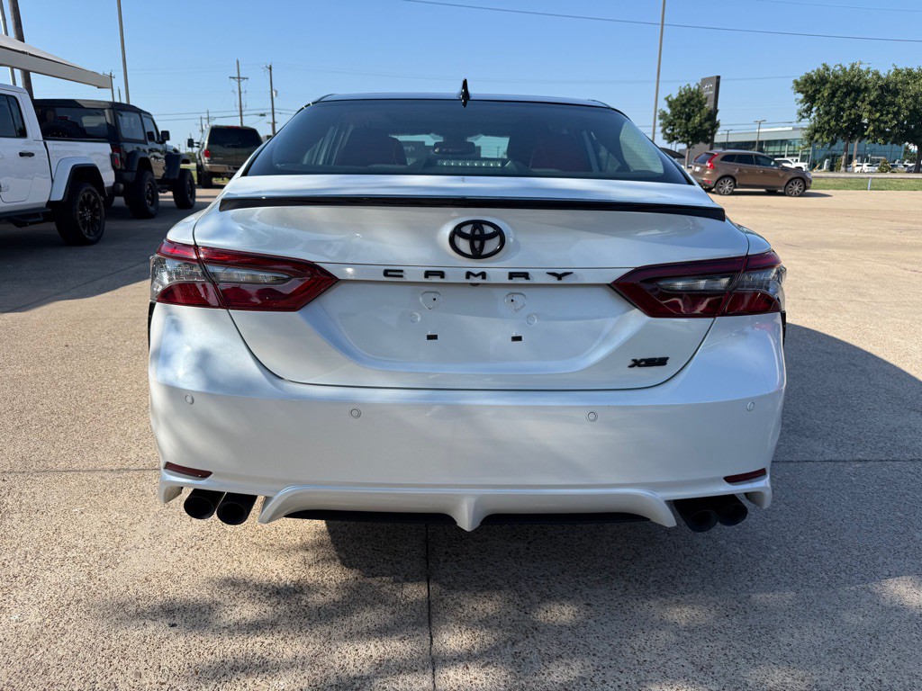 2021 Toyota Camry Image 6