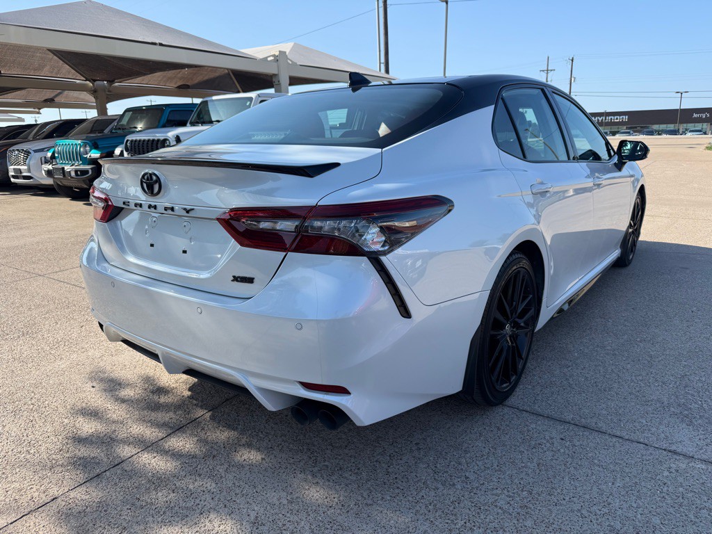 2021 Toyota Camry Image 7
