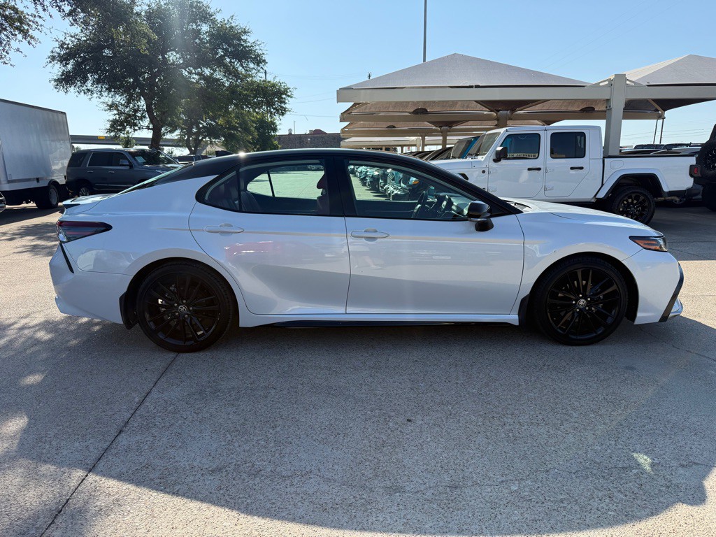 2021 Toyota Camry Image 8