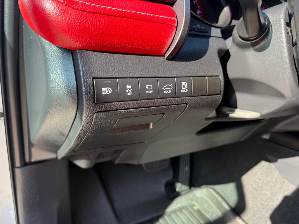 2021 Toyota Camry Image 16