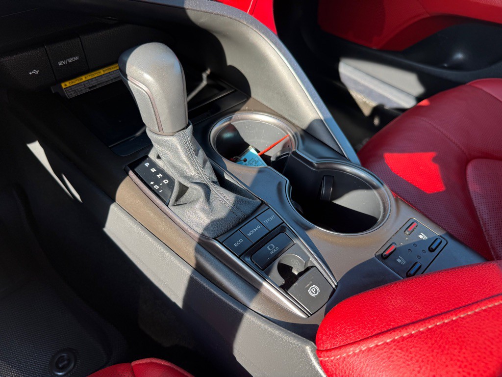 2021 Toyota Camry Image 27