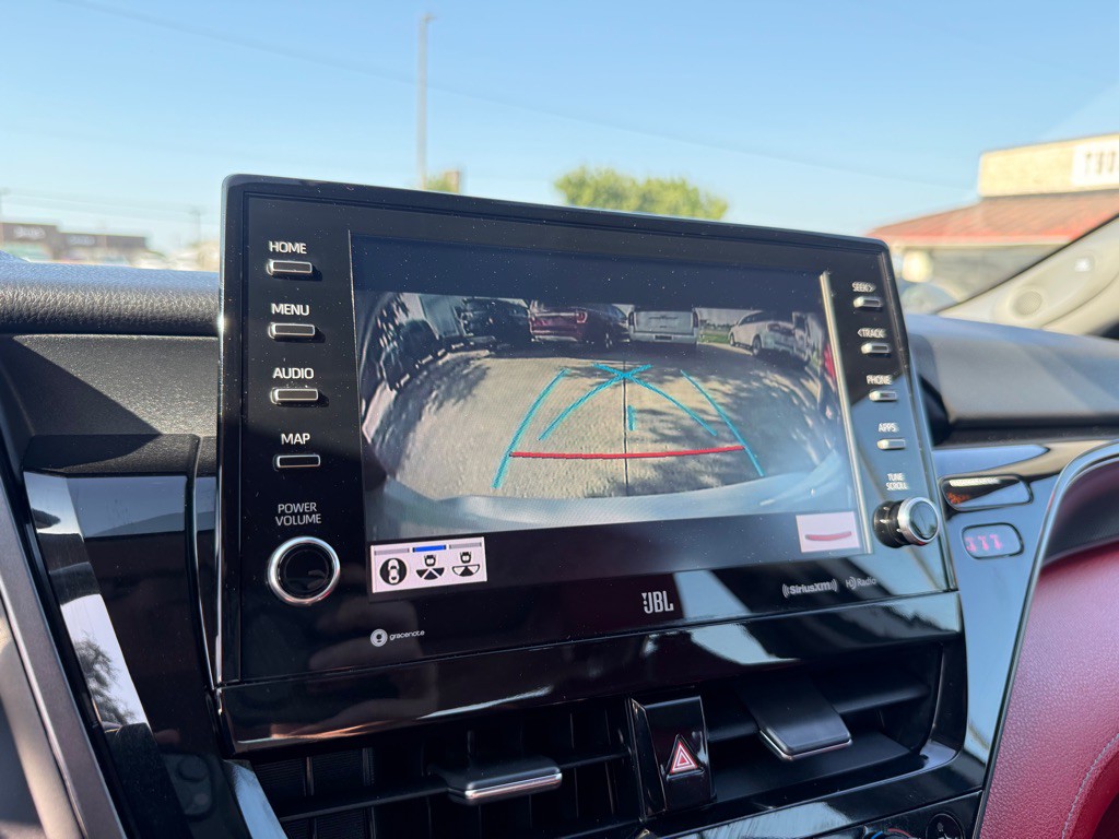 2021 Toyota Camry Image 32