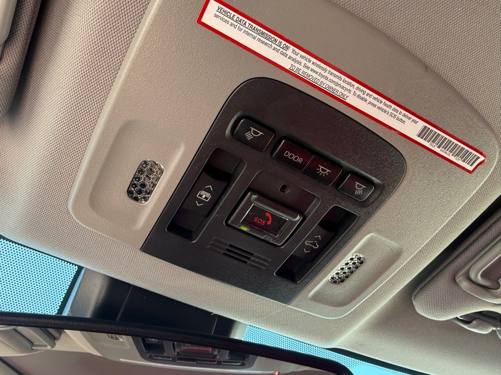 2021 Toyota Camry Image 34