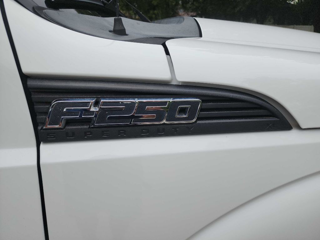 2012 Ford F-250 Image 11