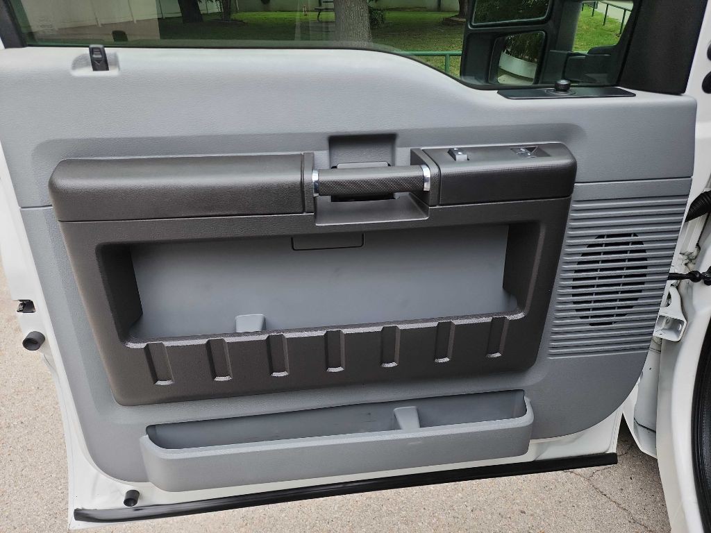 2012 Ford F-250 Image 13