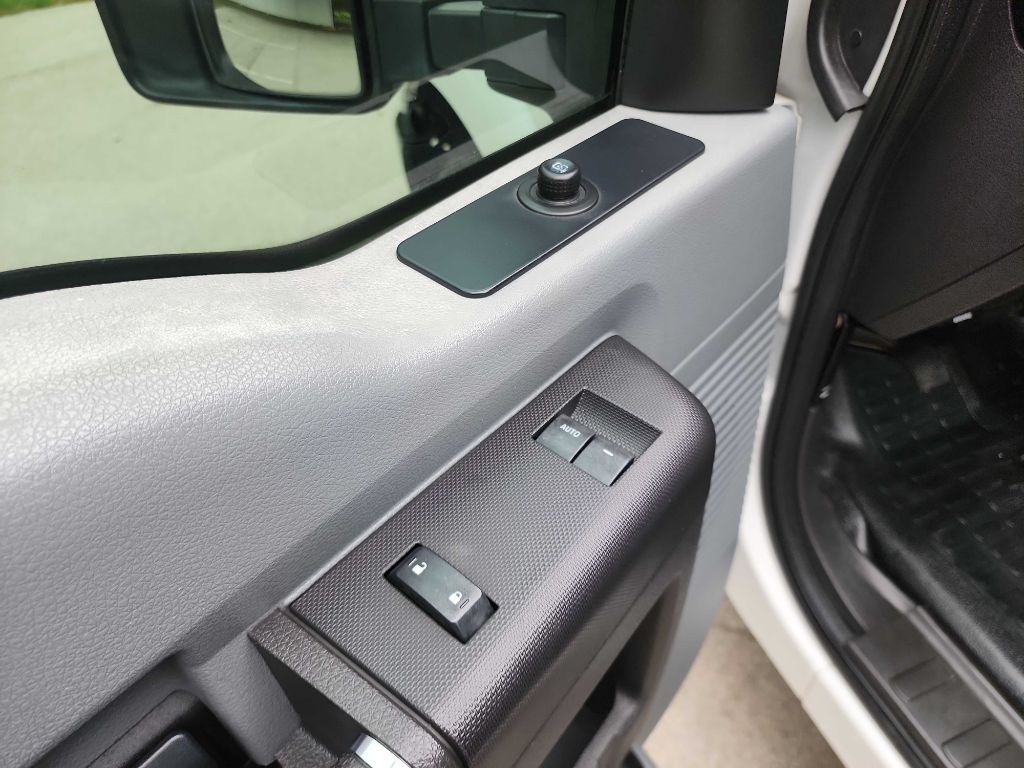 2012 Ford F-250 Image 16