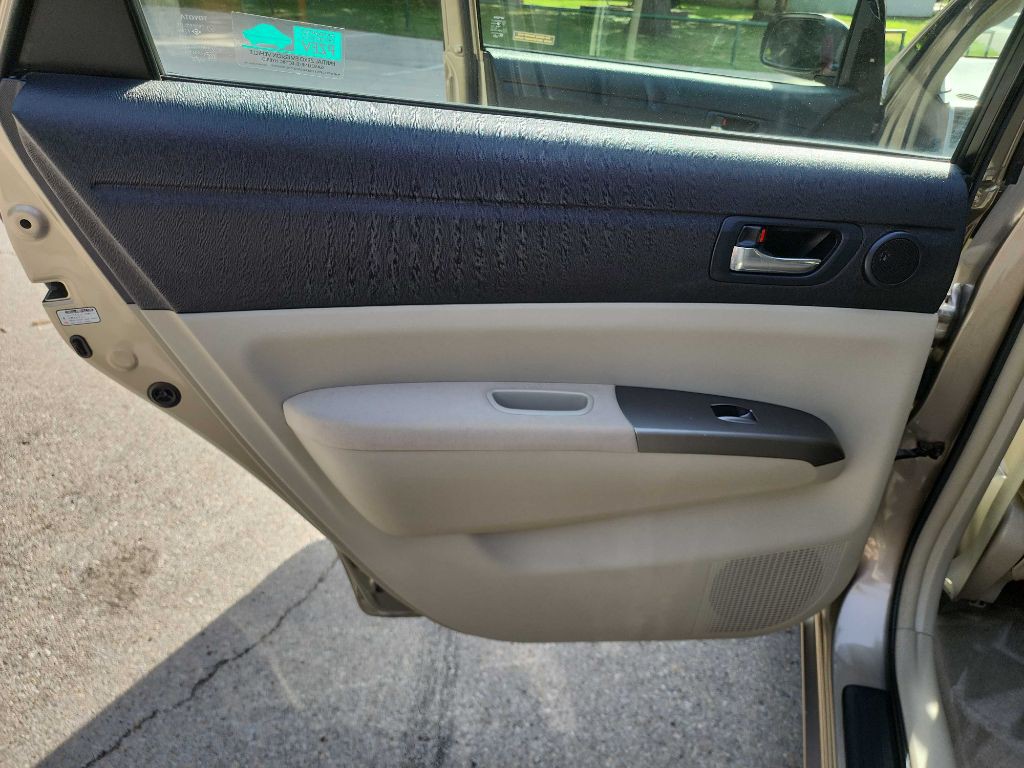 2006 Toyota Prius Image 21