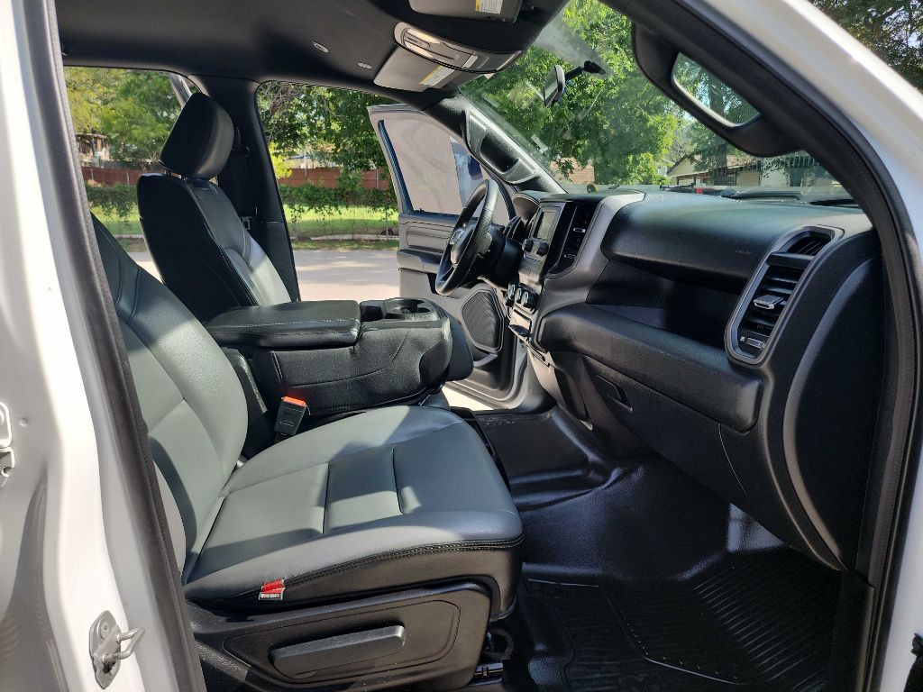 2022 RAM 1500 Image 34