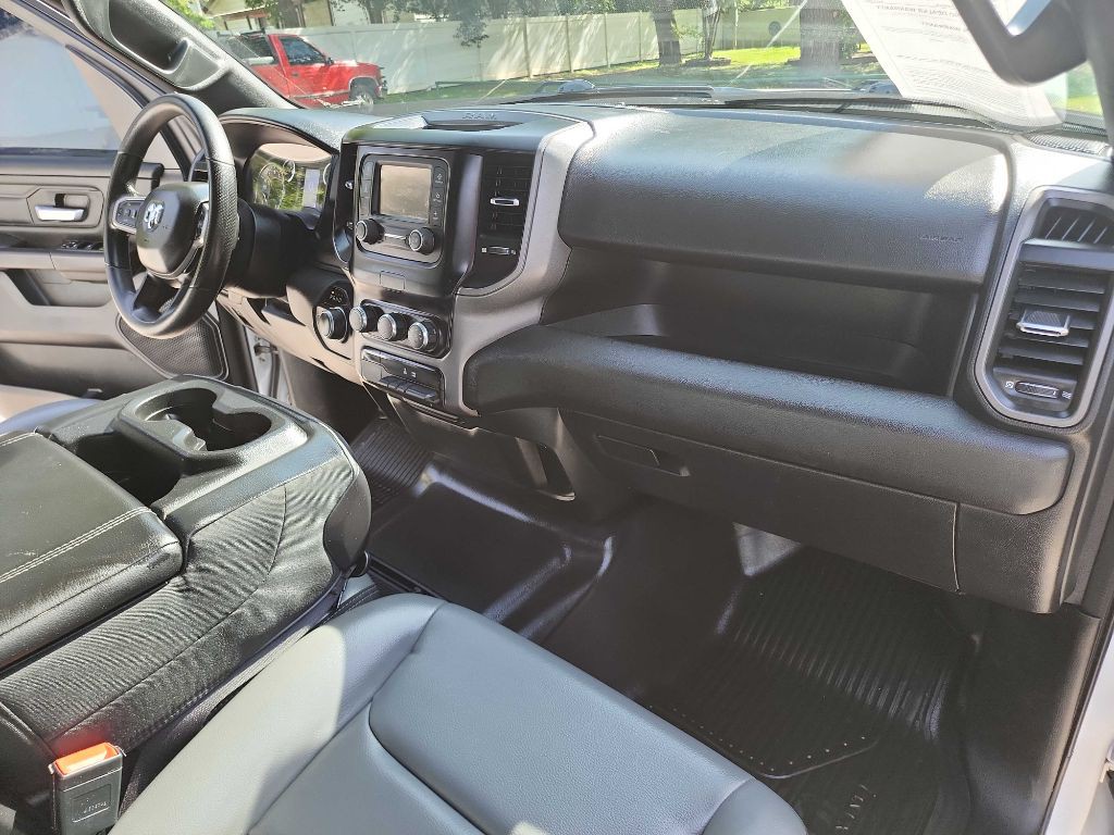2022 RAM 1500 Image 36