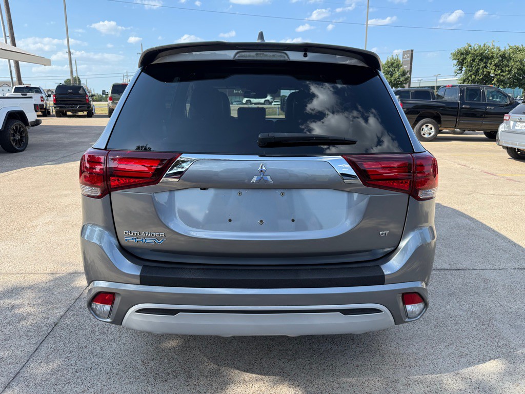 2020 Mitsubishi Outlander Image 6