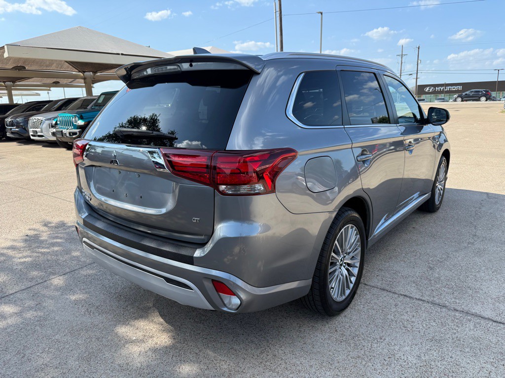2020 Mitsubishi Outlander Image 7