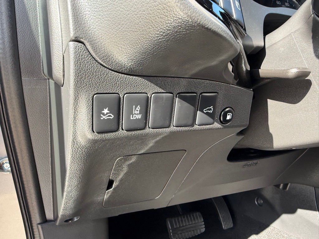2020 Mitsubishi Outlander Image 18