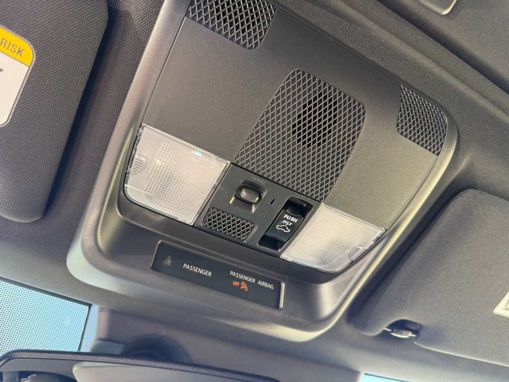 2020 Mitsubishi Outlander Image 30