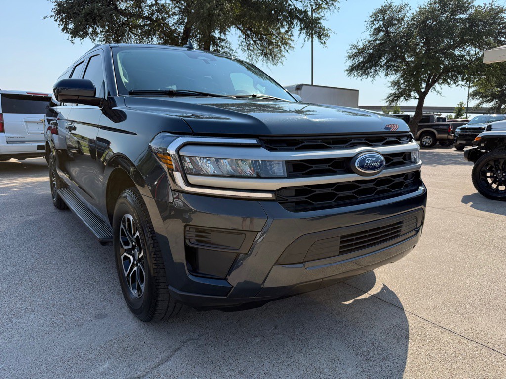2024 Ford Expedition Image 1