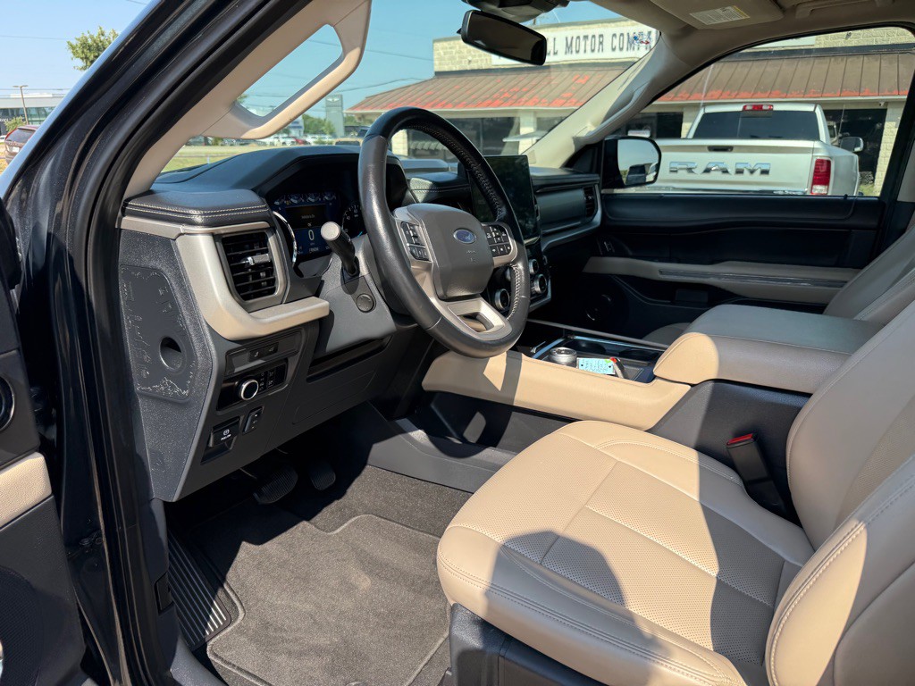 2024 Ford Expedition Image 14