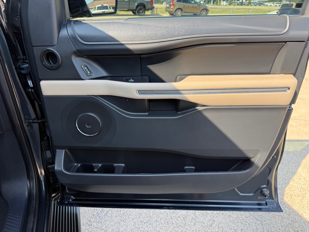 2024 Ford Expedition Image 28
