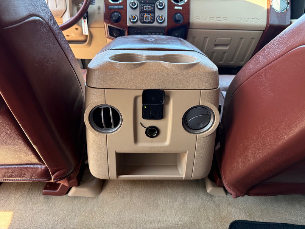 2013 Ford F-350 Image 25
