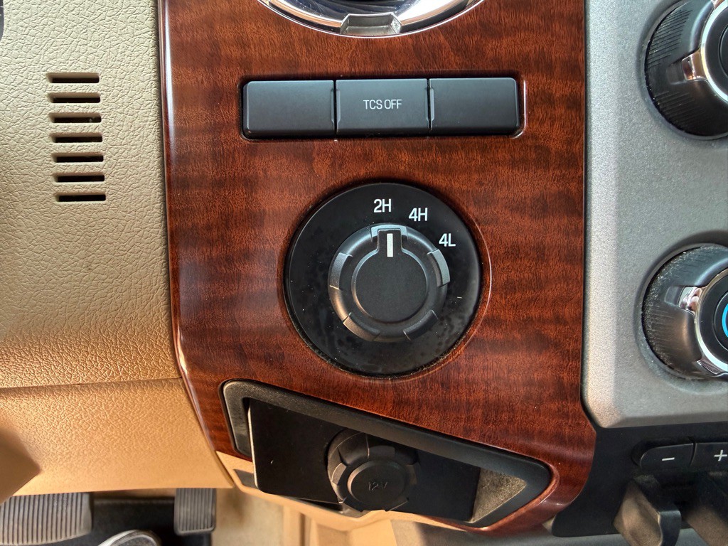 2013 Ford F-350 Image 34