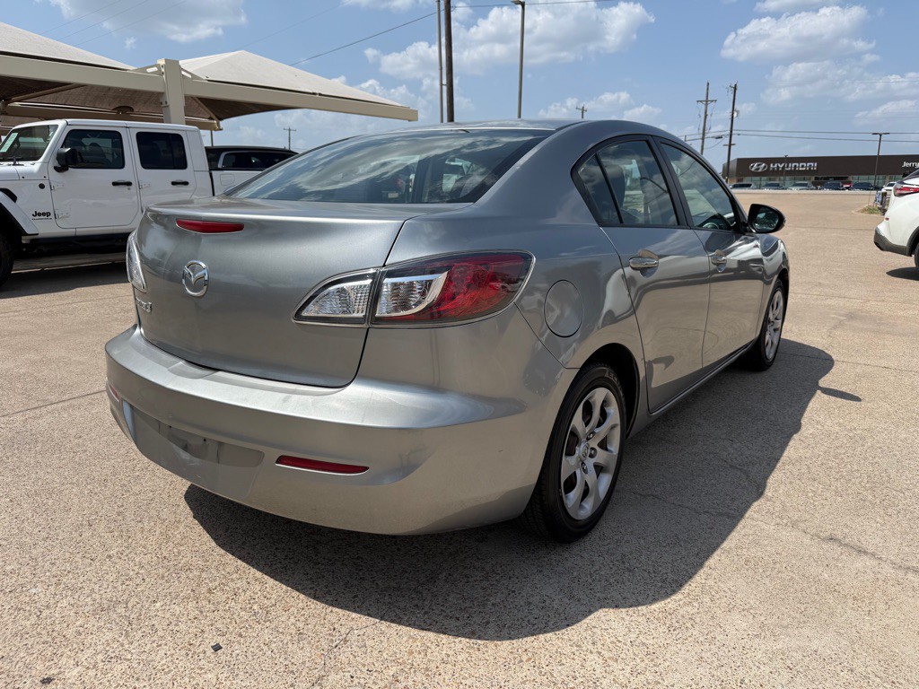 2012 Mazda Mazda3 Image 7