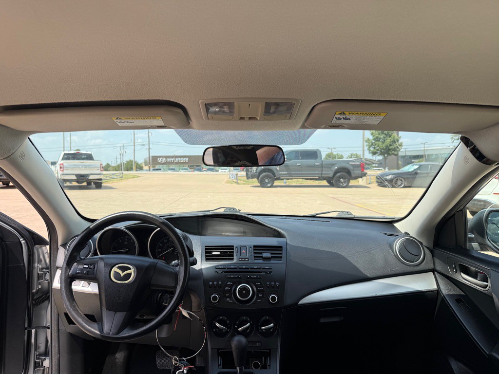 2012 Mazda Mazda3 Image 19