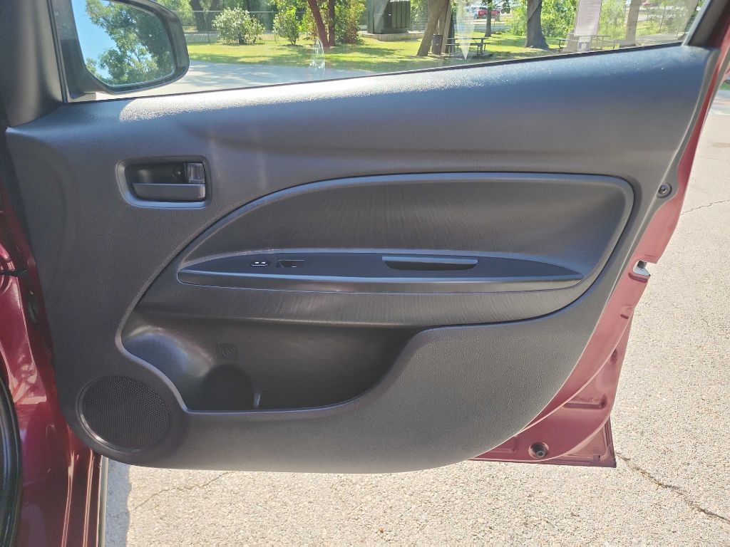2024 Mitsubishi Mirage Image 32