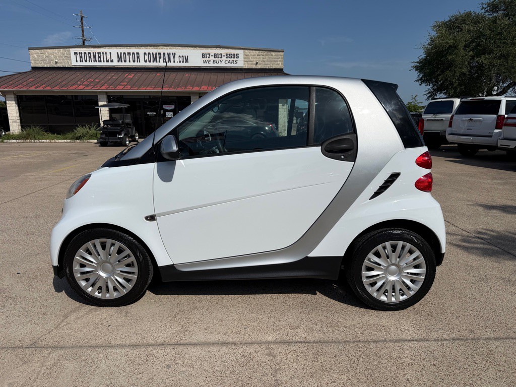 2015 smart fortwo Image 4