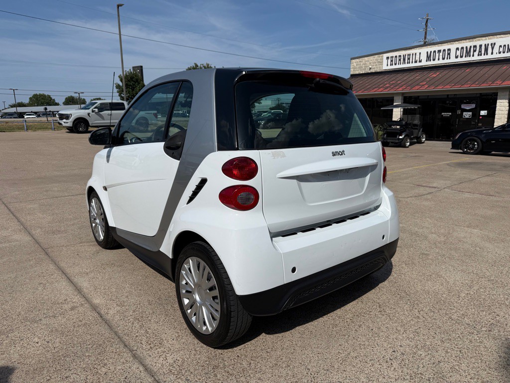 2015 smart fortwo Image 5