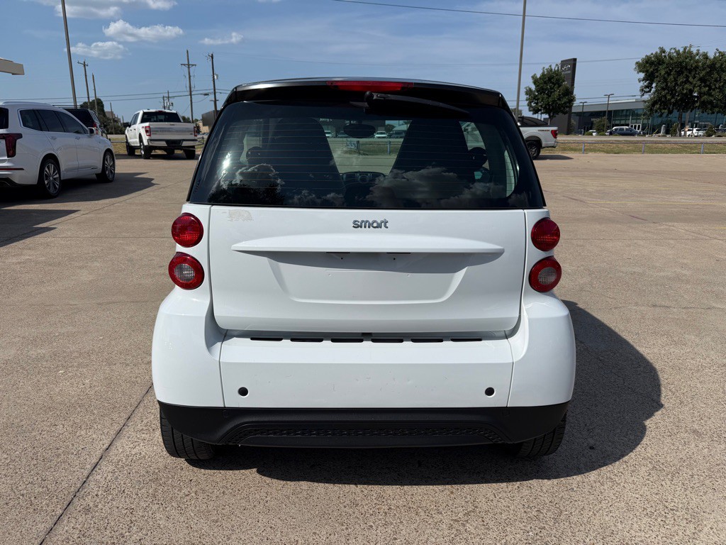 2015 smart fortwo Image 6
